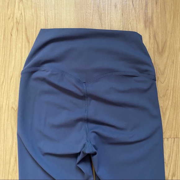 SOLD! Everyday Leggings - XS - Same as Paragon - Picture 6 of 7